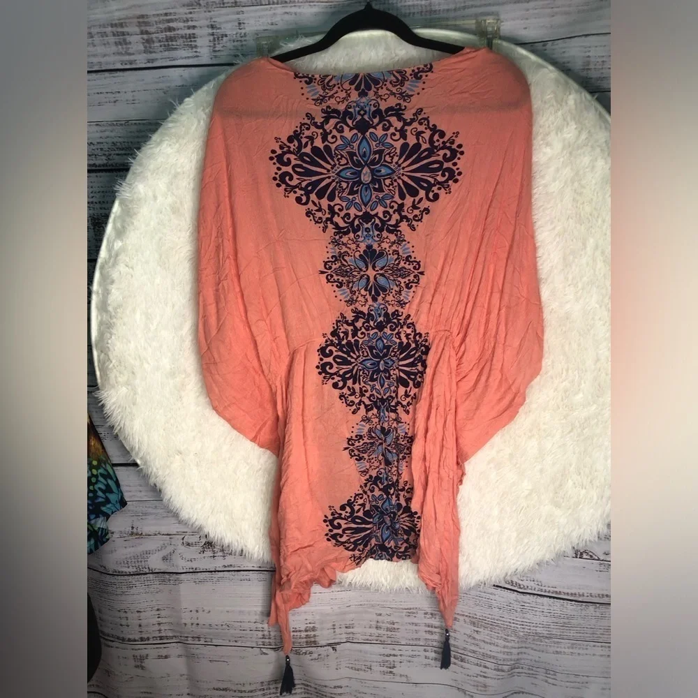 VENUS Coral and Navy Swim Coverup NWOT